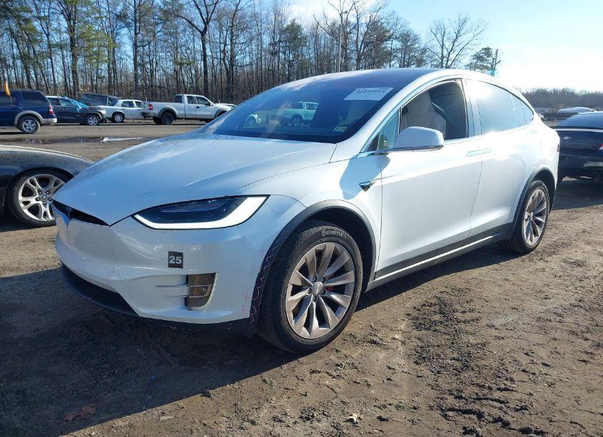 Photo 2 of 2019 Tesla Model X P100D/PERFORMANCE (VIN 5YJXCBE45KF188953)