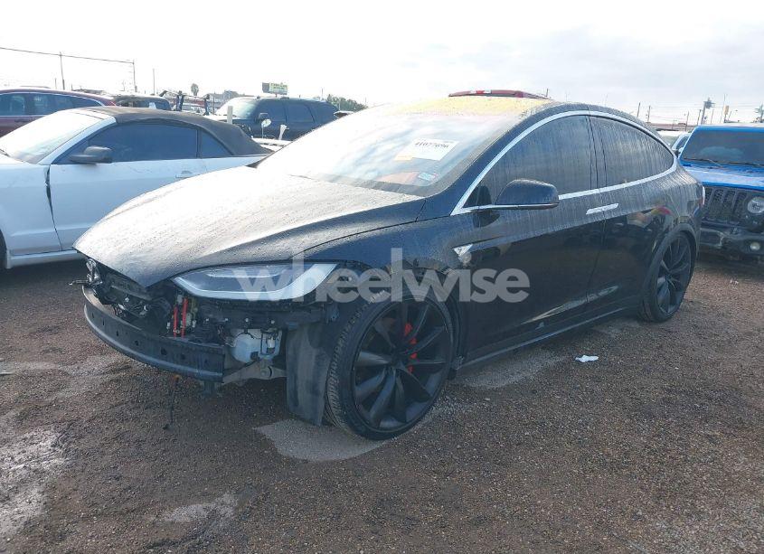 Photo 2 of 2016 Tesla Model X 75D/P100D/P90D (VIN 5YJXCBE46GFS00454)