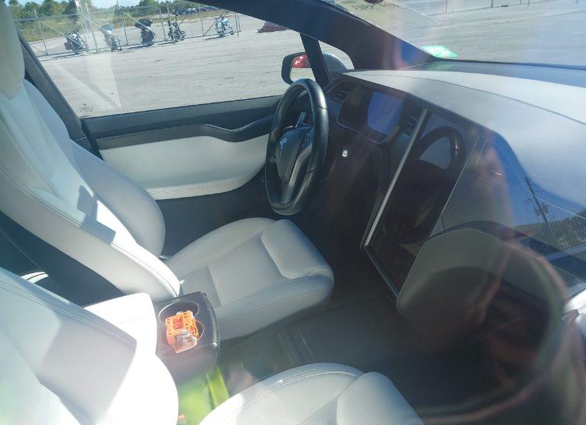 Photo 5 of 2021 Tesla Model X PERFORMANCE DUAL MOTOR ALL-WHEEL DRIVE (VIN 5YJXCBE46MF324509)