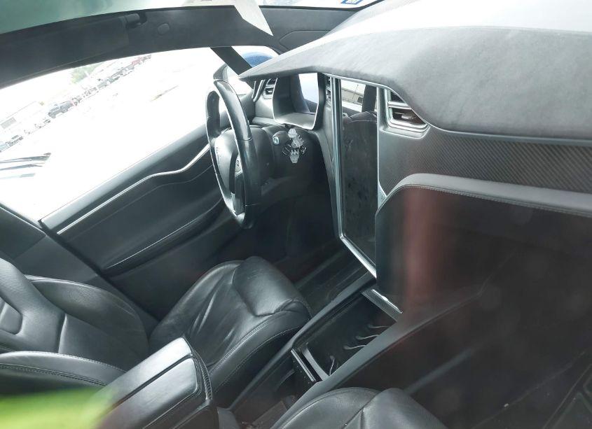 Photo 7 of 2016 Tesla Model X (VIN 5YJXCBE48GF011076)