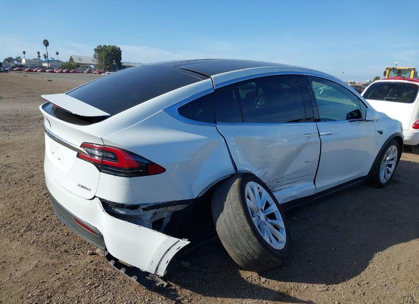 Photo 6 of 2018 Tesla Model X (VIN 5YJXCBE49JF091270)