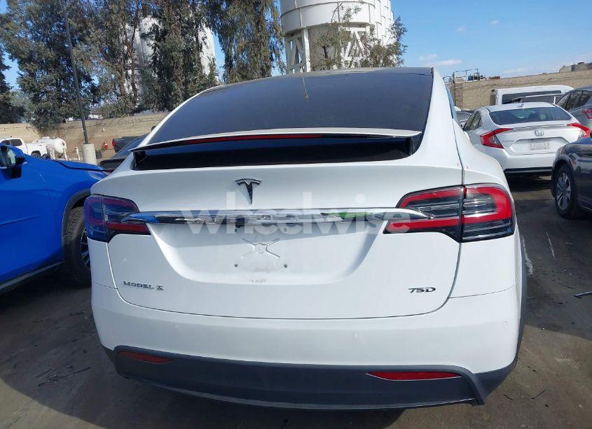 Photo 16 of 2018 Tesla Model X 100D/75D/P100D (VIN 5YJXCDE20JF089823)