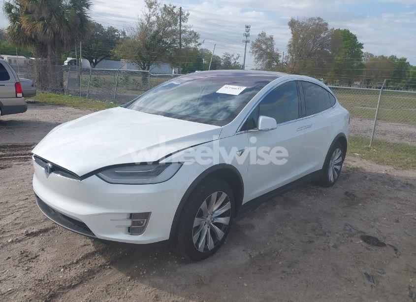 Photo 2 of 2020 Tesla Model X LONG RANGE DUAL MOTOR ALL-WHEEL DRIVE/LONG RANGE PLUS DUAL MOTOR ALL-WHEEL DRIVE (VIN 5YJXCDE20LF272013)