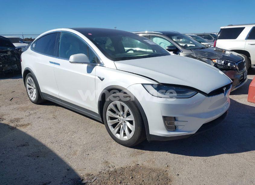 2020 Tesla Model X LONG RANGE DUAL MOTOR ALL-WHEEL DRIVE/LONG RANGE PLUS DUAL MOTOR ALL-WHEEL DRIVE (VIN 5YJXCDE22LF248313) main photo