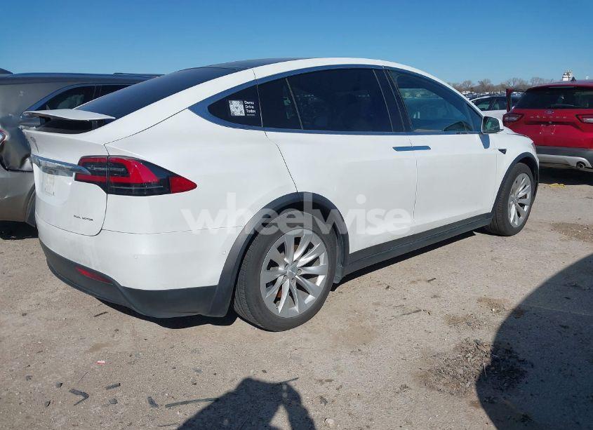 Photo 4 of 2020 Tesla Model X LONG RANGE DUAL MOTOR ALL-WHEEL DRIVE/LONG RANGE PLUS DUAL MOTOR ALL-WHEEL DRIVE (VIN 5YJXCDE22LF248313)