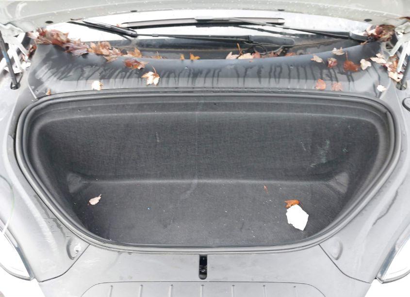 Photo 10 of 2020 Tesla Model X LONG RANGE DUAL MOTOR ALL-WHEEL DRIVE/LONG RANGE PLUS DUAL MOTOR ALL-WHEEL DRIVE (VIN 5YJXCDE22LF301401)