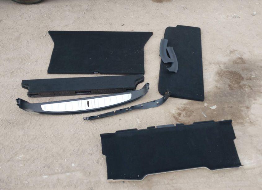 Photo 21 of 2019 Tesla Model X 100D/75D/LONG RANGE/STANDARD RANGE (VIN 5YJXCDE25KF185027)