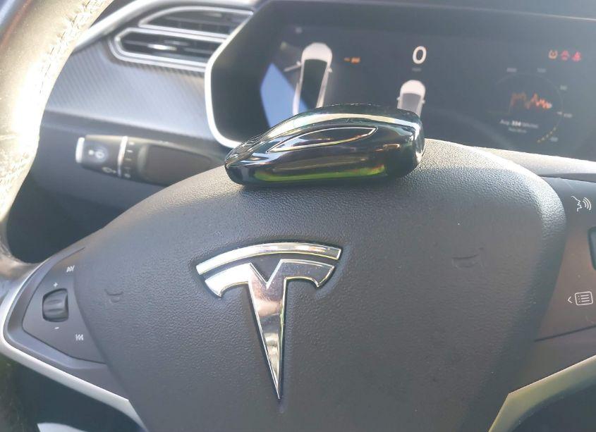 Photo 11 of 2017 Tesla Model X 100D/75D/90D (VIN 5YJXCDE26HF066914)