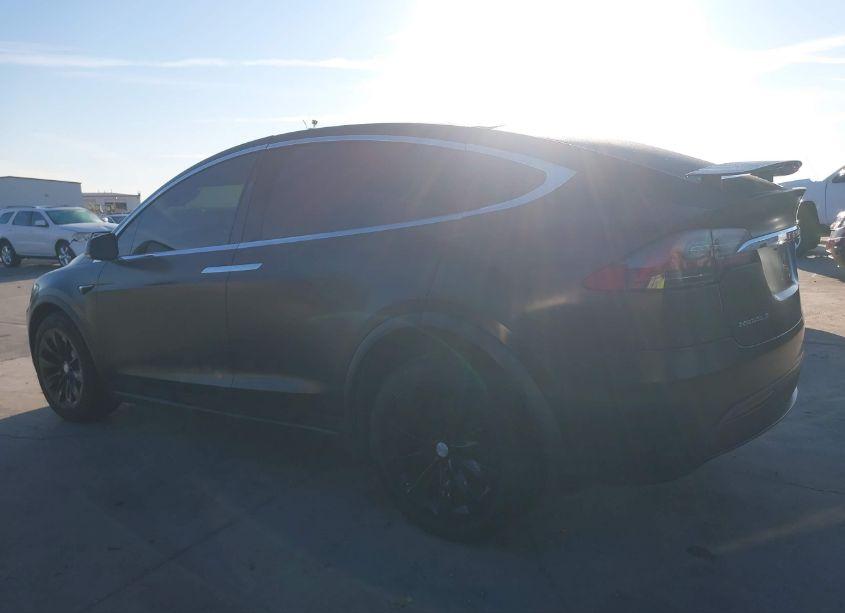 Photo 15 of 2017 Tesla Model X 100D/75D/90D (VIN 5YJXCDE26HF066914)