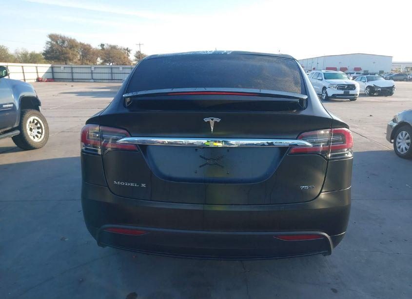 Photo 17 of 2017 Tesla Model X 100D/75D/90D (VIN 5YJXCDE26HF066914)