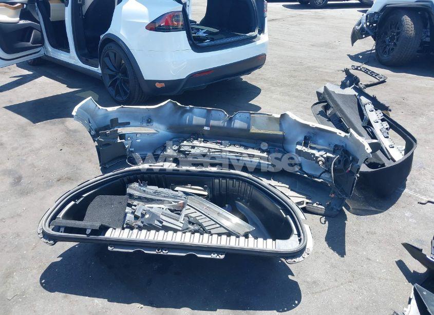 Photo 12 of 2018 Tesla Model X 100D/75D/P100D (VIN 5YJXCDE27JF139570)