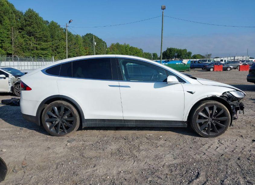 Photo 13 of 2018 Tesla Model X 100D/75D/P100D (VIN 5YJXCDE2XJF088761)
