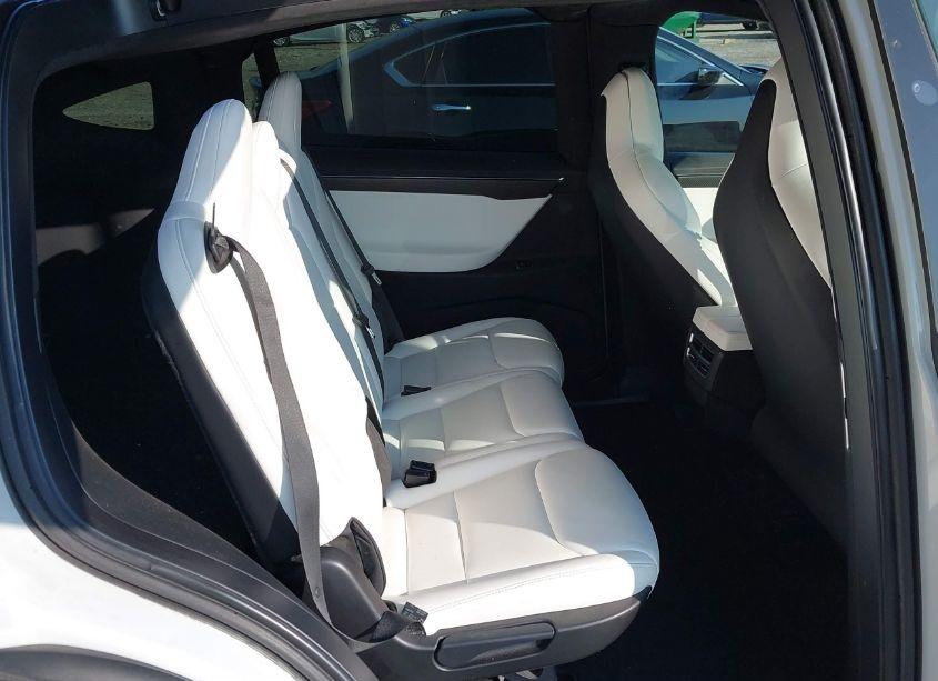 Photo 8 of 2018 Tesla Model X 100D/75D/P100D (VIN 5YJXCDE2XJF088761)