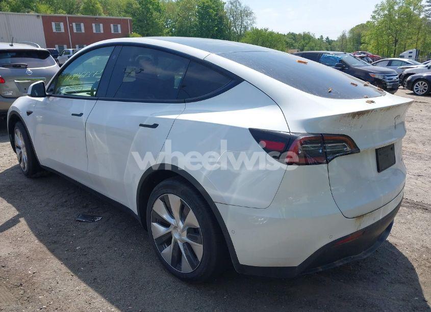 Photo 3 of 2021 Tesla Model Y LONG RANGE DUAL MOTOR ALL-WHEEL DRIVE (VIN 5YJYGAEE0MF149430)