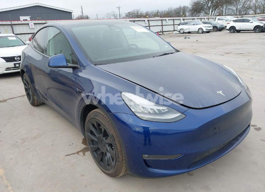 2021 Tesla Model Y LONG RANGE DUAL MOTOR ALL-WHEEL DRIVE (VIN 5YJYGAEE0MF185053) main photo