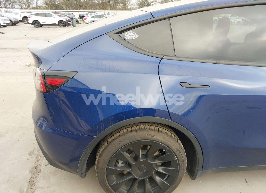 Photo 21 of 2021 Tesla Model Y LONG RANGE DUAL MOTOR ALL-WHEEL DRIVE (VIN 5YJYGAEE0MF185053)