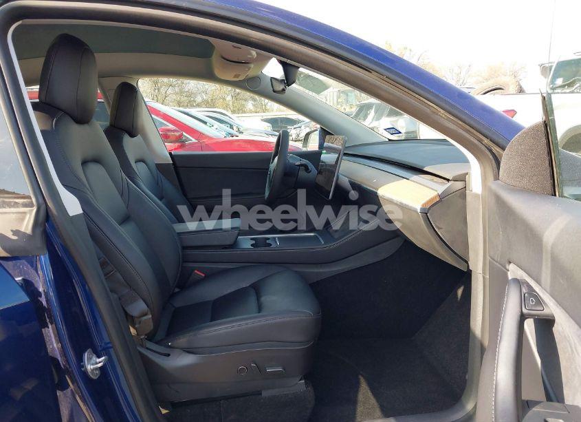 Photo 5 of 2021 Tesla Model Y LONG RANGE DUAL MOTOR ALL-WHEEL DRIVE (VIN 5YJYGAEE0MF185053)