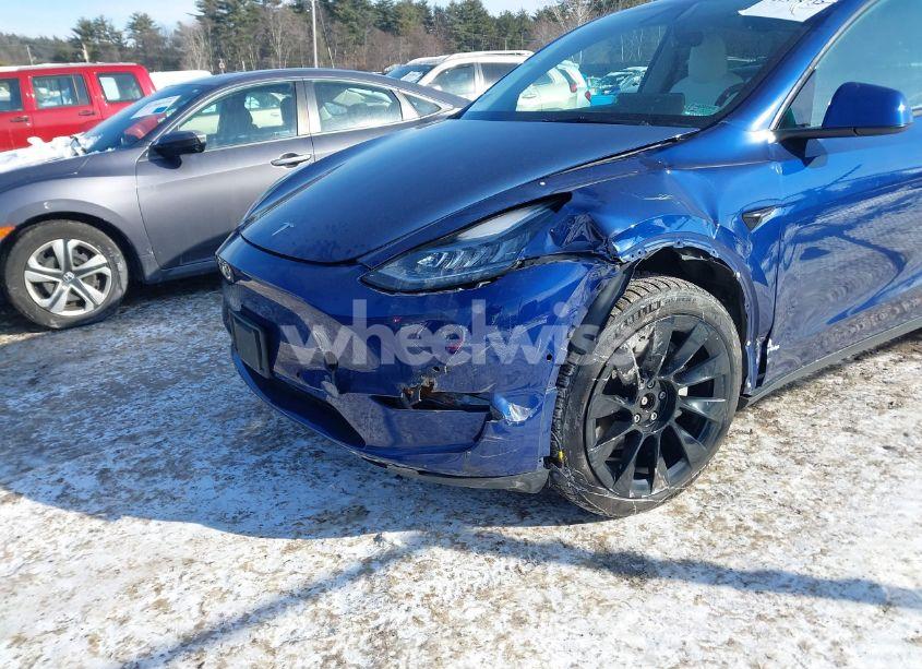 Photo 6 of 2021 Tesla Model Y LONG RANGE DUAL MOTOR ALL-WHEEL DRIVE (VIN 5YJYGAEE1MF144432)