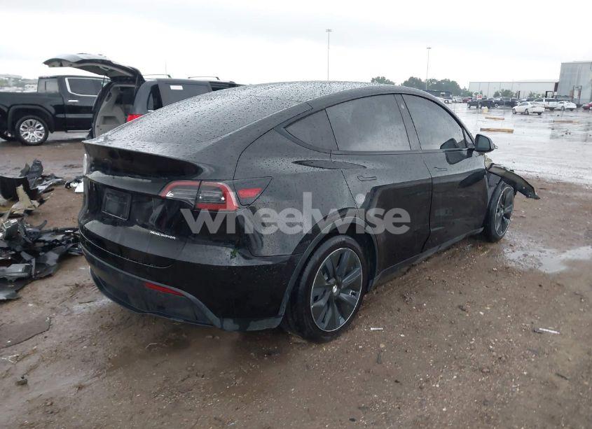 Photo 4 of 2021 Tesla Model Y LONG RANGE DUAL MOTOR ALL-WHEEL DRIVE (VIN 5YJYGAEE1MF149792)