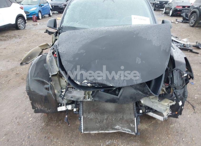 Photo 6 of 2021 Tesla Model Y LONG RANGE DUAL MOTOR ALL-WHEEL DRIVE (VIN 5YJYGAEE1MF149792)