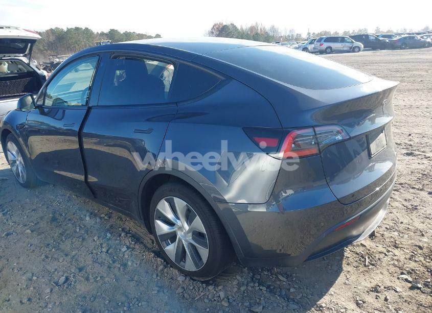 Photo 3 of 2021 Tesla Model Y LONG RANGE DUAL MOTOR ALL-WHEEL DRIVE (VIN 5YJYGAEE3MF136851)