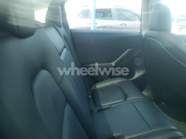 2021 TESLA MODEL Y (VIN 5YJYGAEE3MF146313) main photo