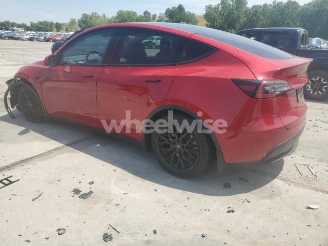 Photo 4 of 2021 TESLA MODEL Y (VIN 5YJYGAEE3MF146313)