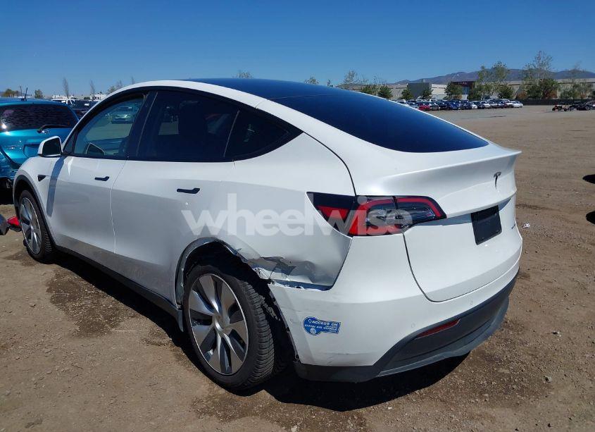 Photo 6 of 2021 Tesla Model Y LONG RANGE DUAL MOTOR ALL-WHEEL DRIVE (VIN 5YJYGAEE3MF172961)