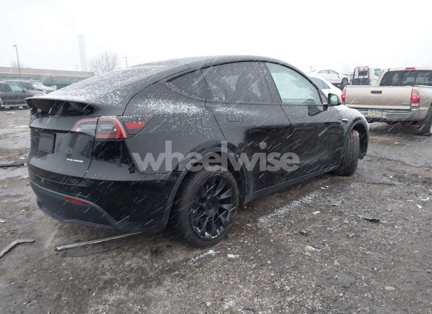 Photo 4 of 2021 Tesla Model Y LONG RANGE DUAL MOTOR ALL-WHEEL DRIVE (VIN 5YJYGAEE5MF228673)