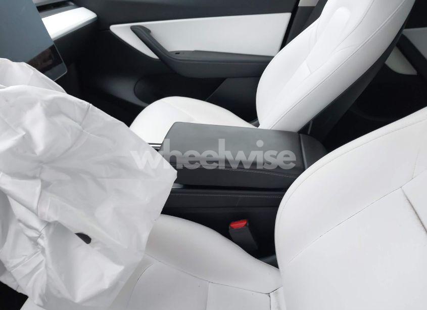 Photo 5 of 2021 Tesla Model Y LONG RANGE DUAL MOTOR ALL-WHEEL DRIVE (VIN 5YJYGAEE5MF228673)