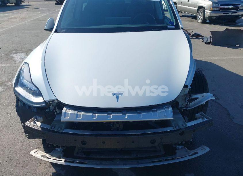 Photo 10 of 2021 Tesla Model Y LONG RANGE DUAL MOTOR ALL-WHEEL DRIVE (VIN 5YJYGAEE6MF281799)