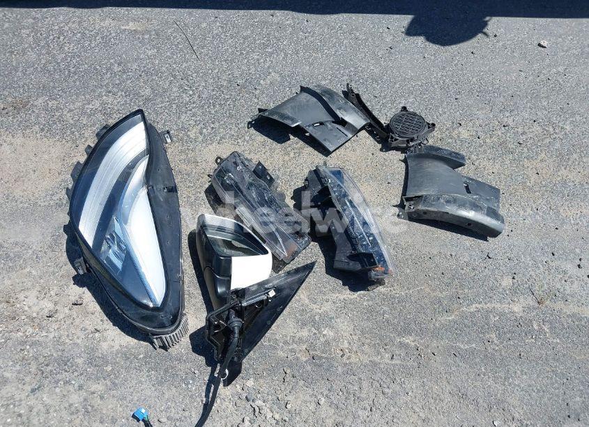 Photo 12 of 2021 Tesla Model Y LONG RANGE DUAL MOTOR ALL-WHEEL DRIVE (VIN 5YJYGAEE6MF281799)