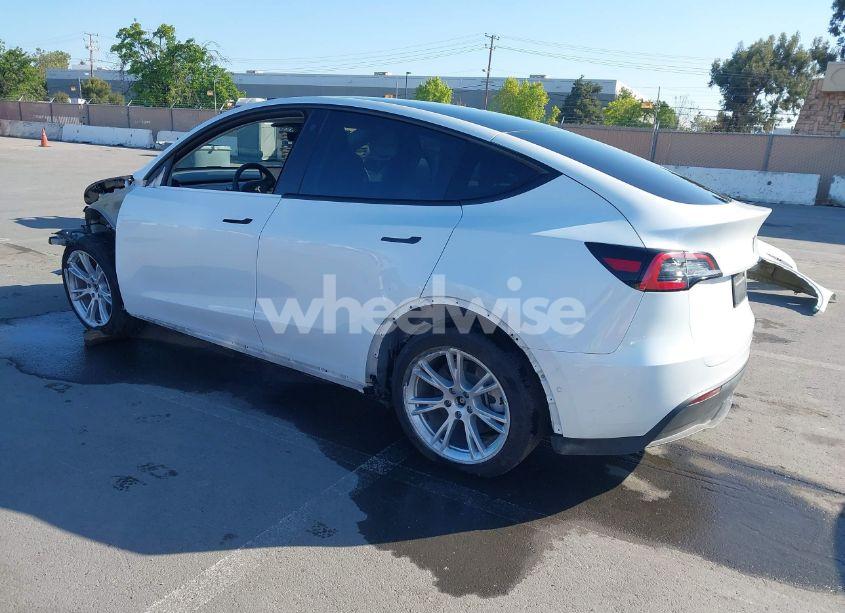 Photo 3 of 2021 Tesla Model Y LONG RANGE DUAL MOTOR ALL-WHEEL DRIVE (VIN 5YJYGAEE6MF281799)