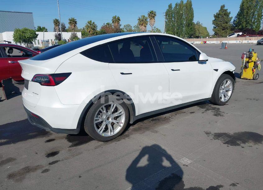 Photo 4 of 2021 Tesla Model Y LONG RANGE DUAL MOTOR ALL-WHEEL DRIVE (VIN 5YJYGAEE6MF281799)