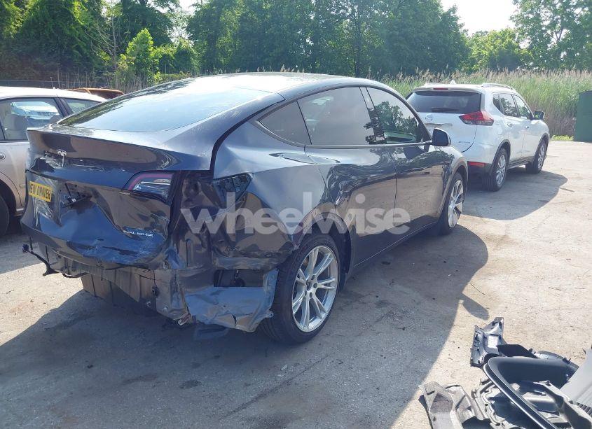 Photo 4 of 2021 Tesla Model Y LONG RANGE DUAL MOTOR ALL-WHEEL DRIVE (VIN 5YJYGAEE7MF146315)