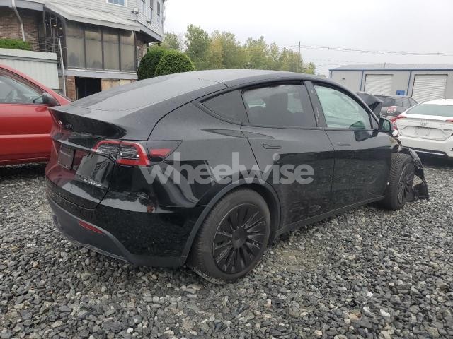 Photo 2 of 2021 TESLA MODEL Y (VIN 5YJYGAEE7MF238346)