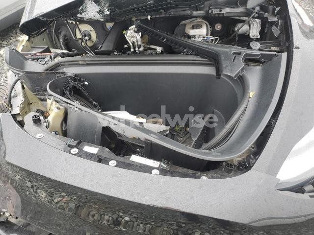 Photo 3 of 2021 TESLA MODEL Y (VIN 5YJYGAEE7MF238346)