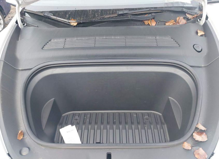 Photo 10 of 2021 Tesla Model Y LONG RANGE DUAL MOTOR ALL-WHEEL DRIVE (VIN 5YJYGAEE7MF294190)