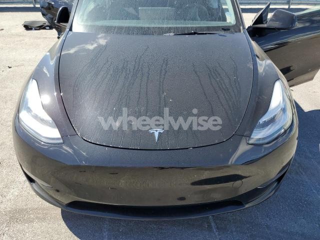 Photo 9 of 2021 TESLA MODEL Y (VIN 5YJYGAEE8MF146100)