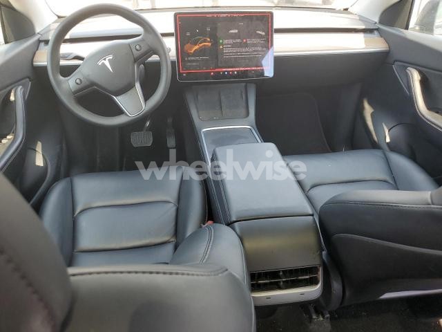Photo 7 of 2021 TESLA MODEL Y (VIN 5YJYGAEE9MF232063)