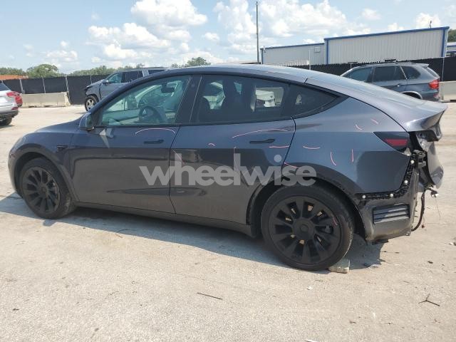 Photo 8 of 2021 TESLA MODEL Y (VIN 5YJYGAEE9MF232063)
