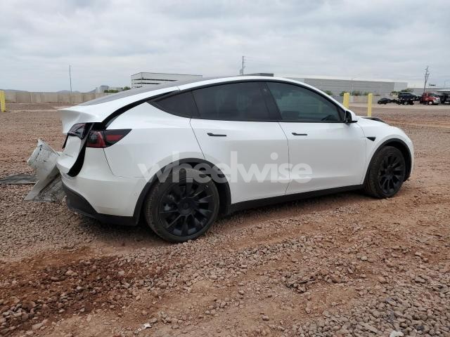 Photo 5 of 2021 TESLA MODEL Y (VIN 5YJYGAEE9MF260882)