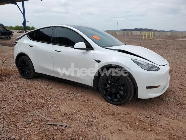 Photo 6 of 2021 TESLA MODEL Y (VIN 5YJYGAEE9MF260882)