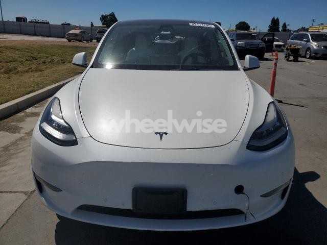 Photo 2 of 2021 TESLA MODEL Y (VIN 5YJYGAEE9MF281117)