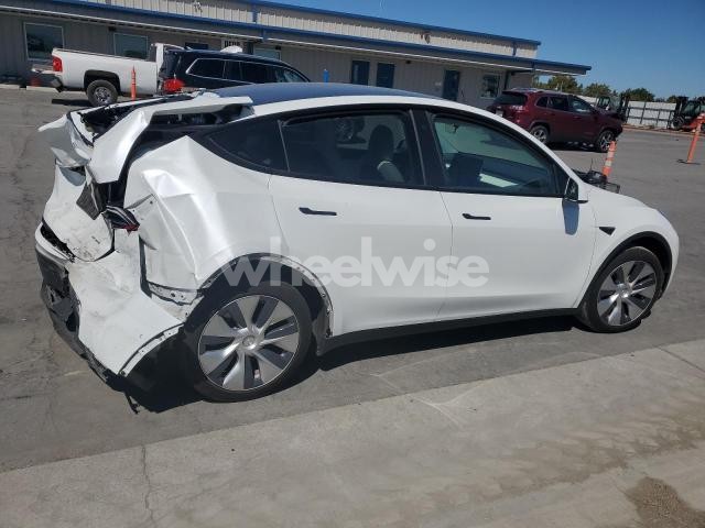 Photo 5 of 2021 TESLA MODEL Y (VIN 5YJYGAEE9MF281117)
