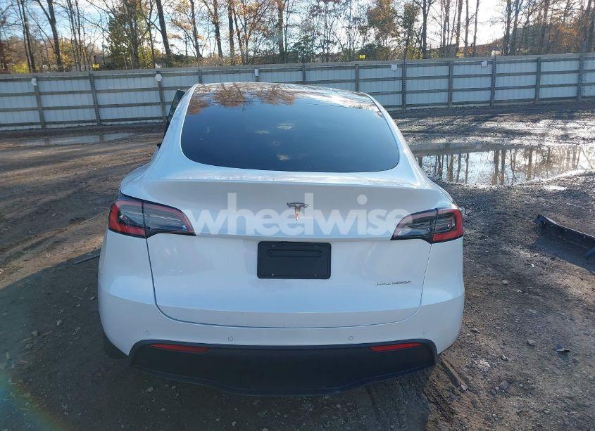 Photo 15 of 2021 Tesla Model Y LONG RANGE DUAL MOTOR ALL-WHEEL DRIVE (VIN 5YJYGAEEXMF185304)