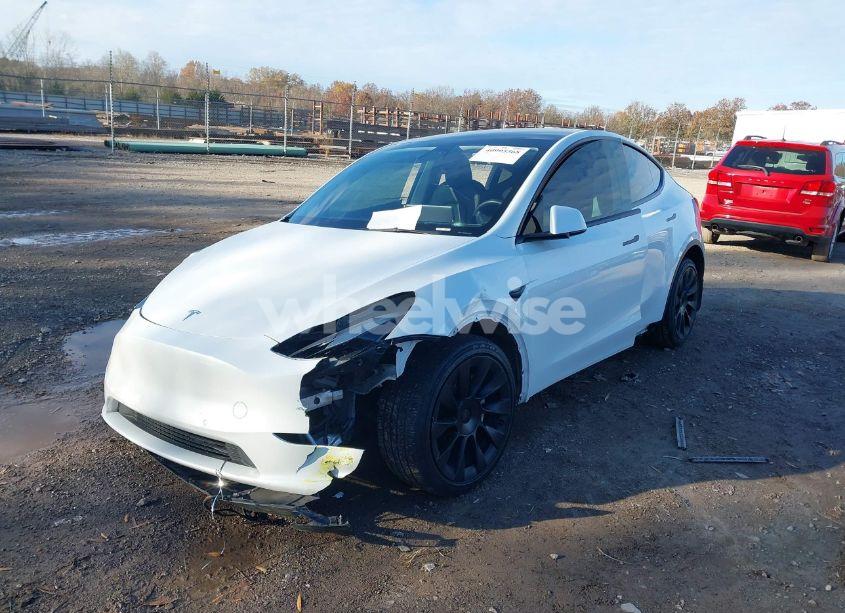 Photo 2 of 2021 Tesla Model Y LONG RANGE DUAL MOTOR ALL-WHEEL DRIVE (VIN 5YJYGAEEXMF185304)