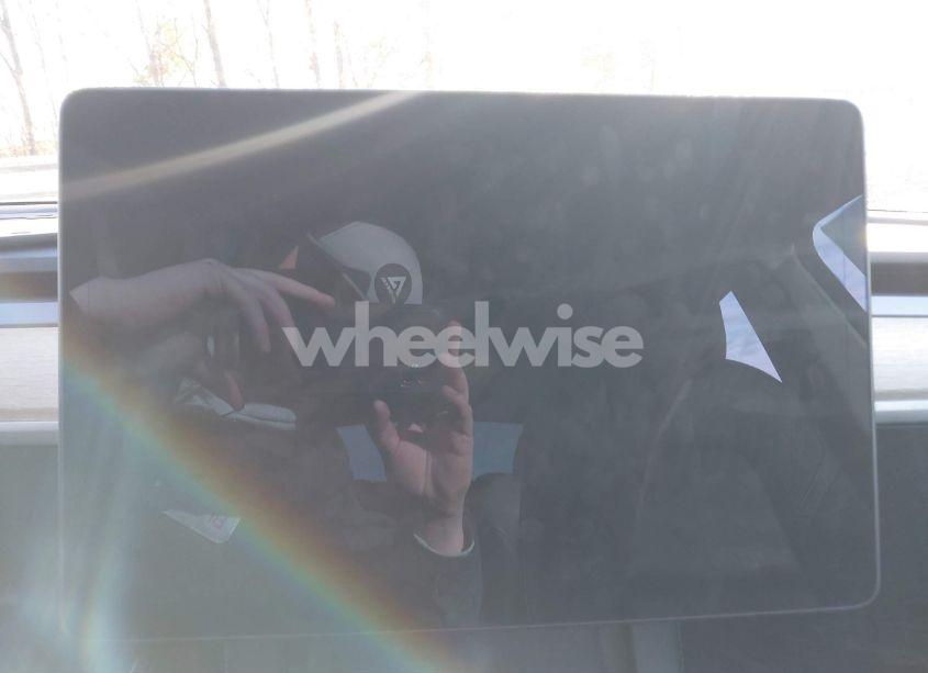 Photo 7 of 2021 Tesla Model Y LONG RANGE DUAL MOTOR ALL-WHEEL DRIVE (VIN 5YJYGAEEXMF185304)