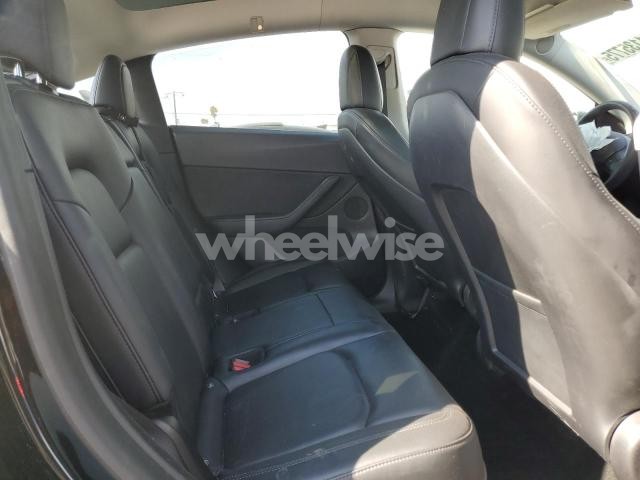 2021 TESLA MODEL Y (VIN 5YJYGDEDXMF163277) main photo