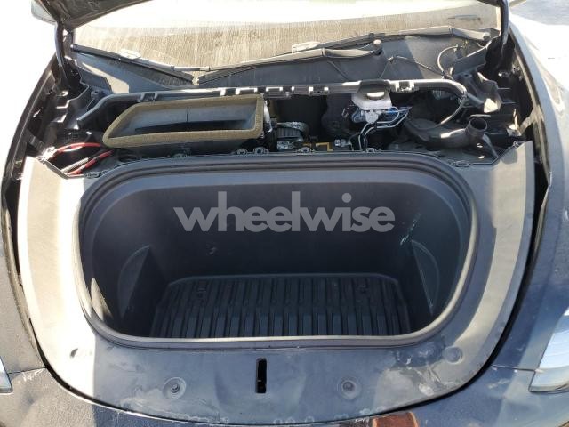 Photo 10 of 2021 TESLA MODEL Y (VIN 5YJYGDEDXMF163277)